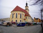 Wochenmarkt an der Forster Stadtkirche